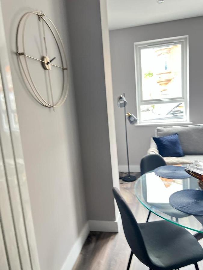 Central Belfast Modern Apartment Great Location Free Parking Εξωτερικό φωτογραφία